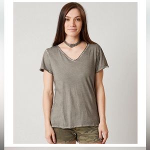 Brand New BKE Raw Edge Minimalist V-neck Tee Women’s Large Washed Capers Taupe